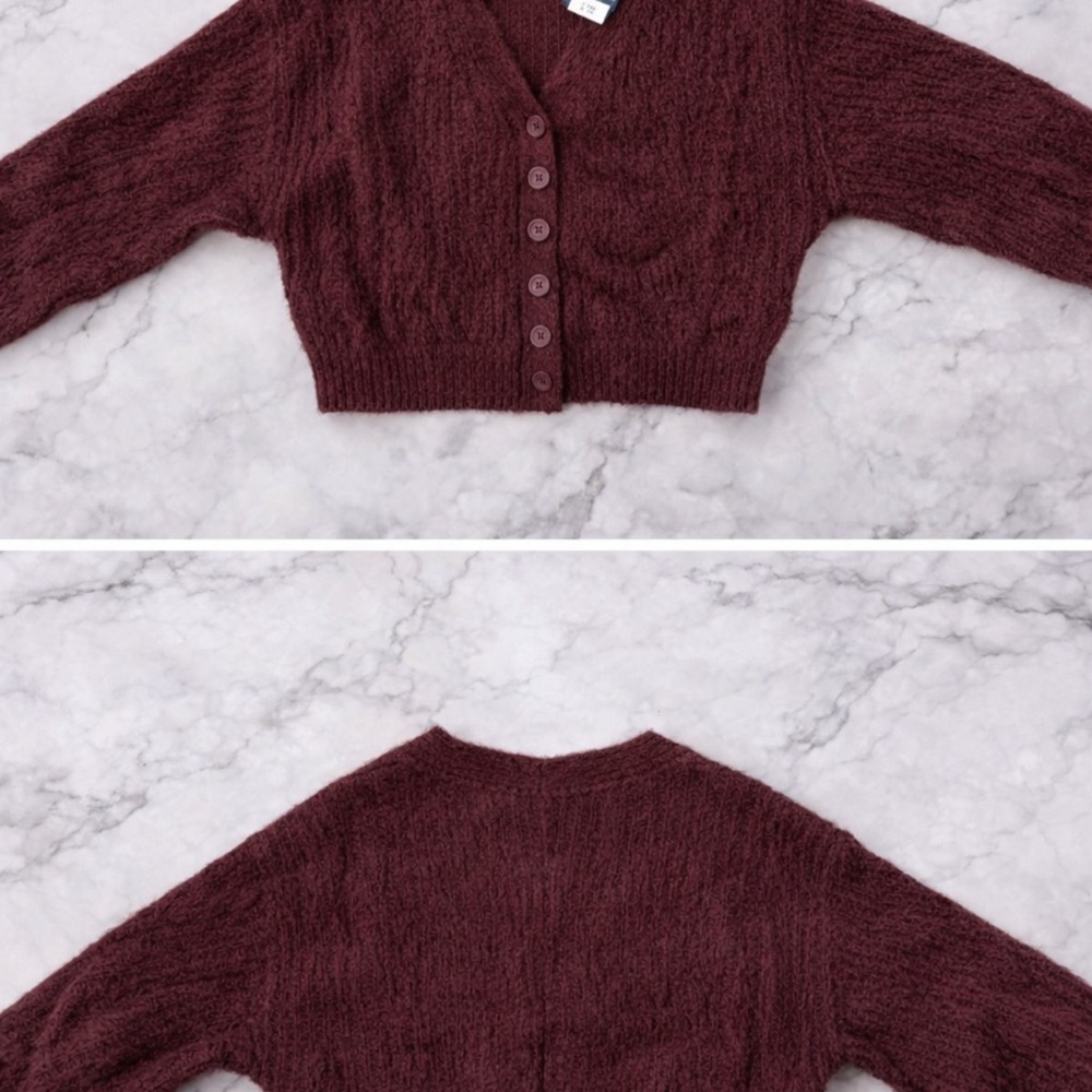 New with Tags Abercrombie & Fitch Cropped Cardigan